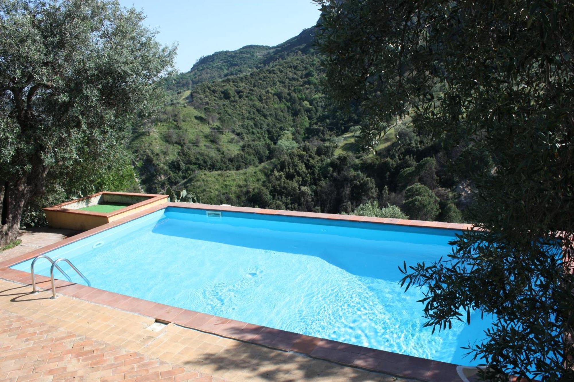 Azienda Agrituristica Biologica Il Querceto Санто-Северина Экстерьер фото