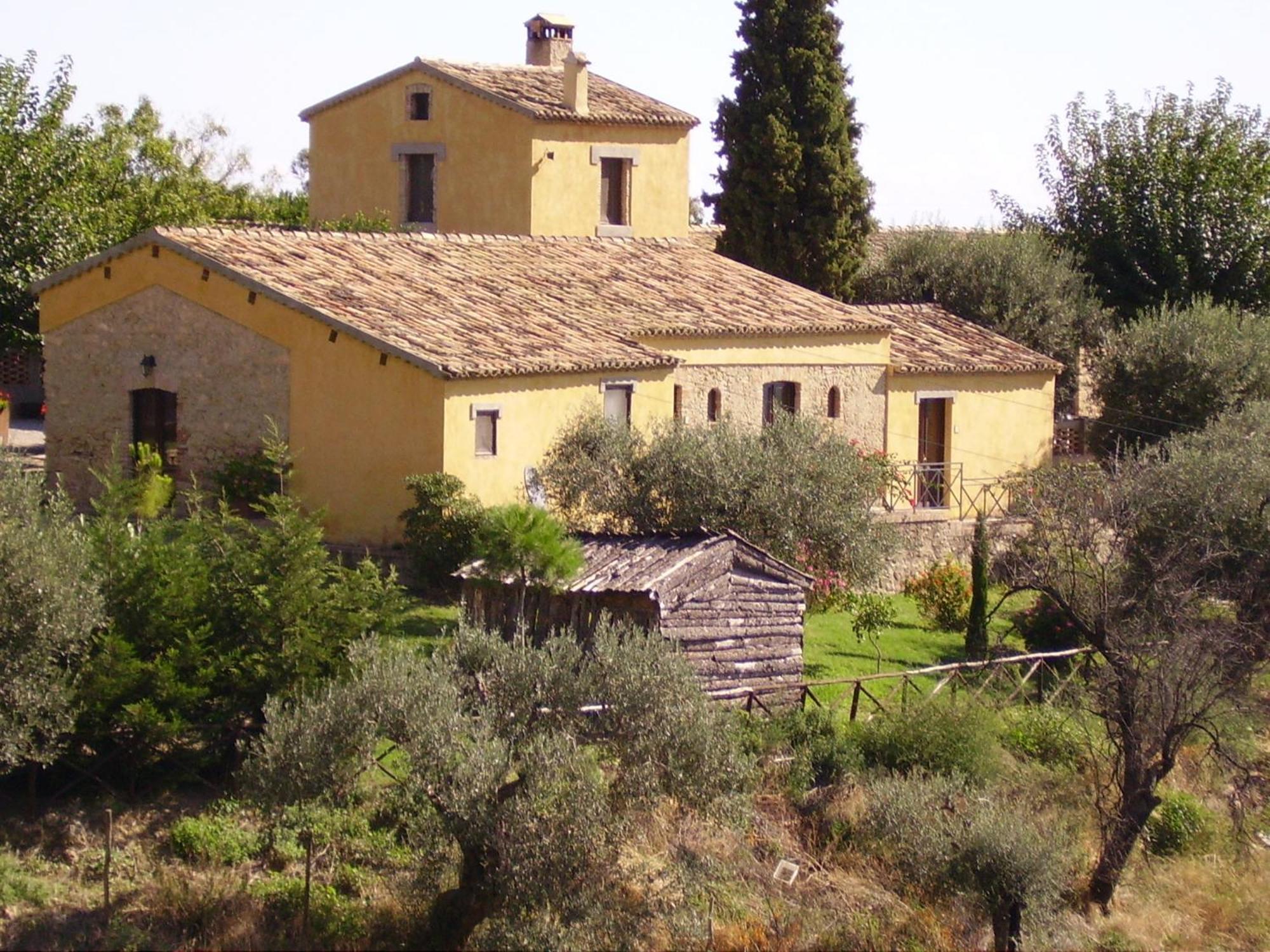 Azienda Agrituristica Biologica Il Querceto Санто-Северина Экстерьер фото