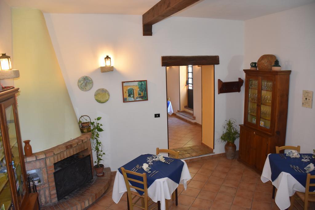 Azienda Agrituristica Biologica Il Querceto Санто-Северина Экстерьер фото